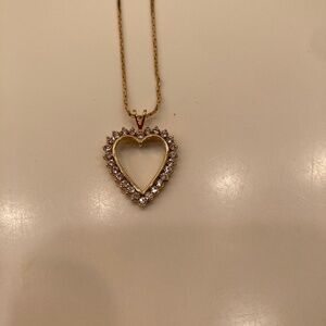 Costume heart pendant!